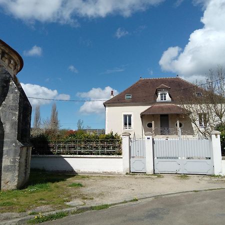 Gite Le Murier Blanc Deux Rivieres Екстериор снимка